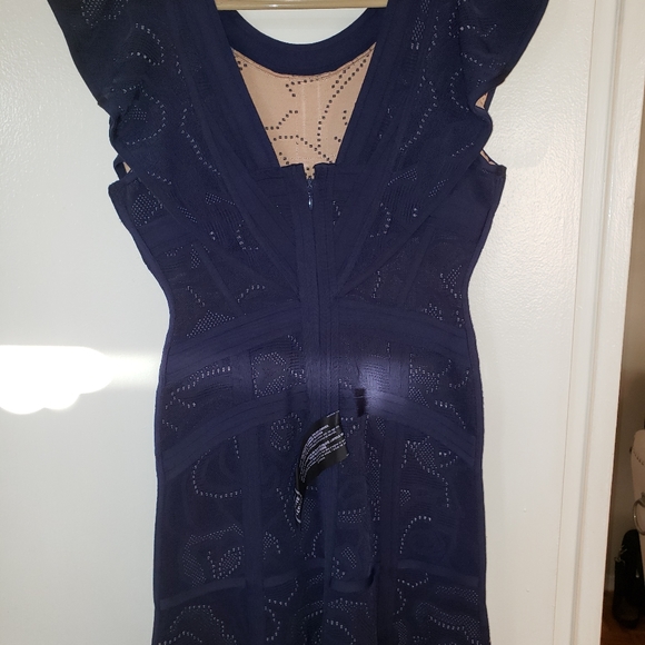 BCBG DRESS - Picture 2 of 7